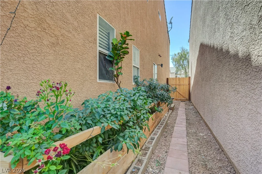 4096 Rocky Beach, Las Vegas, NV 89115