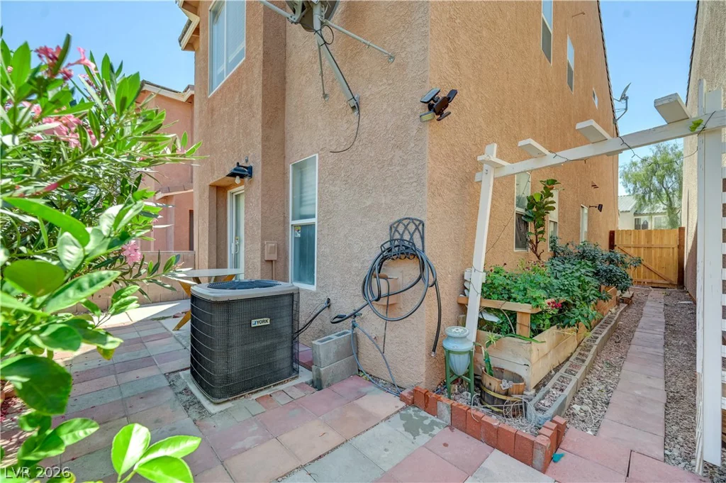 4096 Rocky Beach, Las Vegas, NV 89115