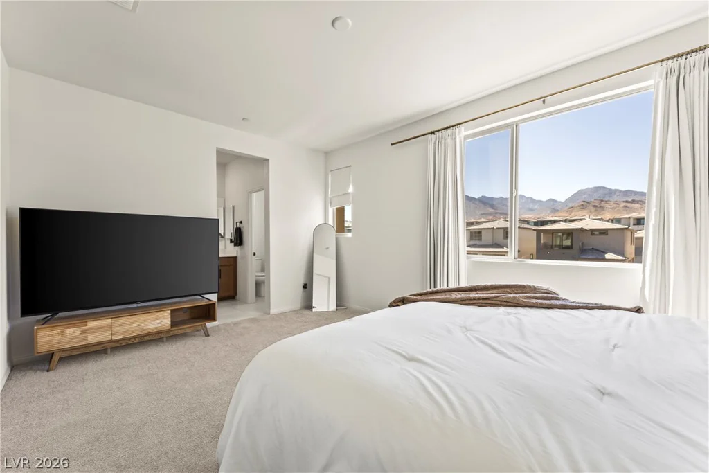 1537 Little Penguin, Las Vegas, NV 89138