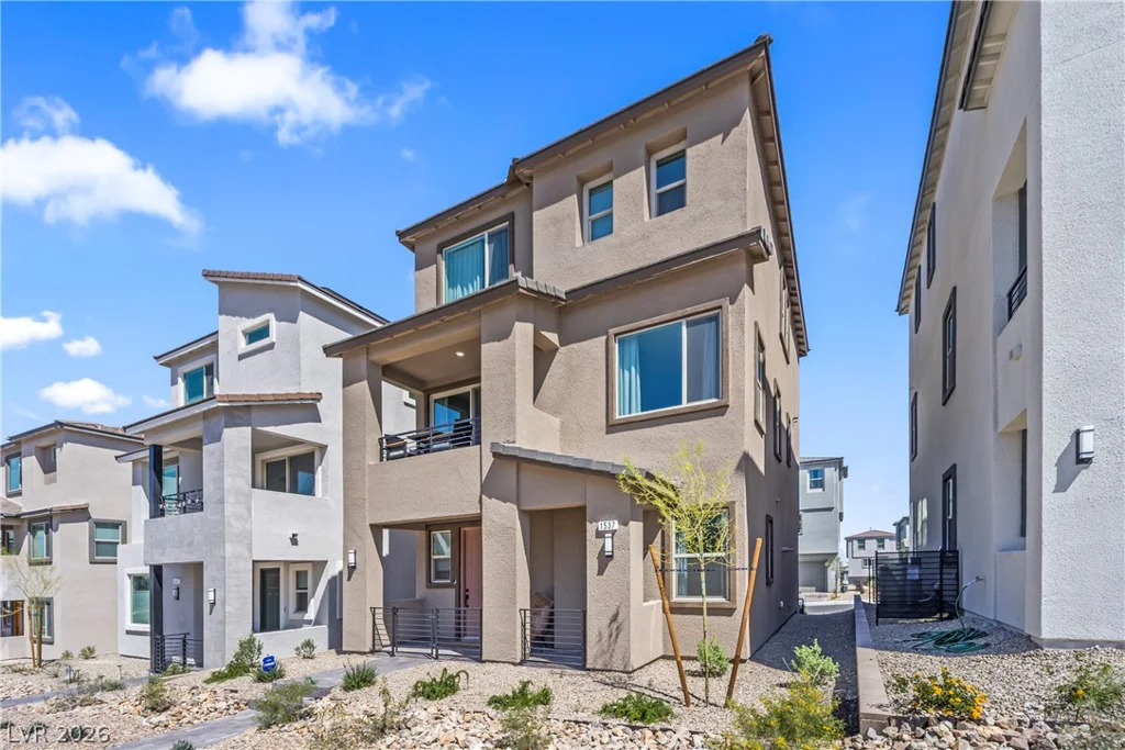 1537 Little Penguin, Las Vegas, NV 89138