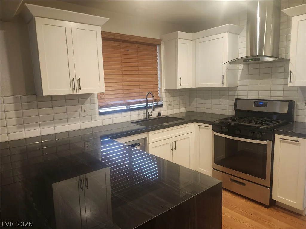4013 Forest Knoll, Las Vegas, NV 89129
