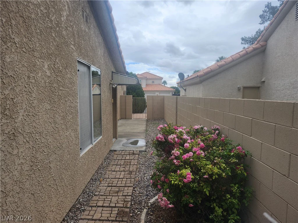 4013 Forest Knoll, Las Vegas, NV 89129