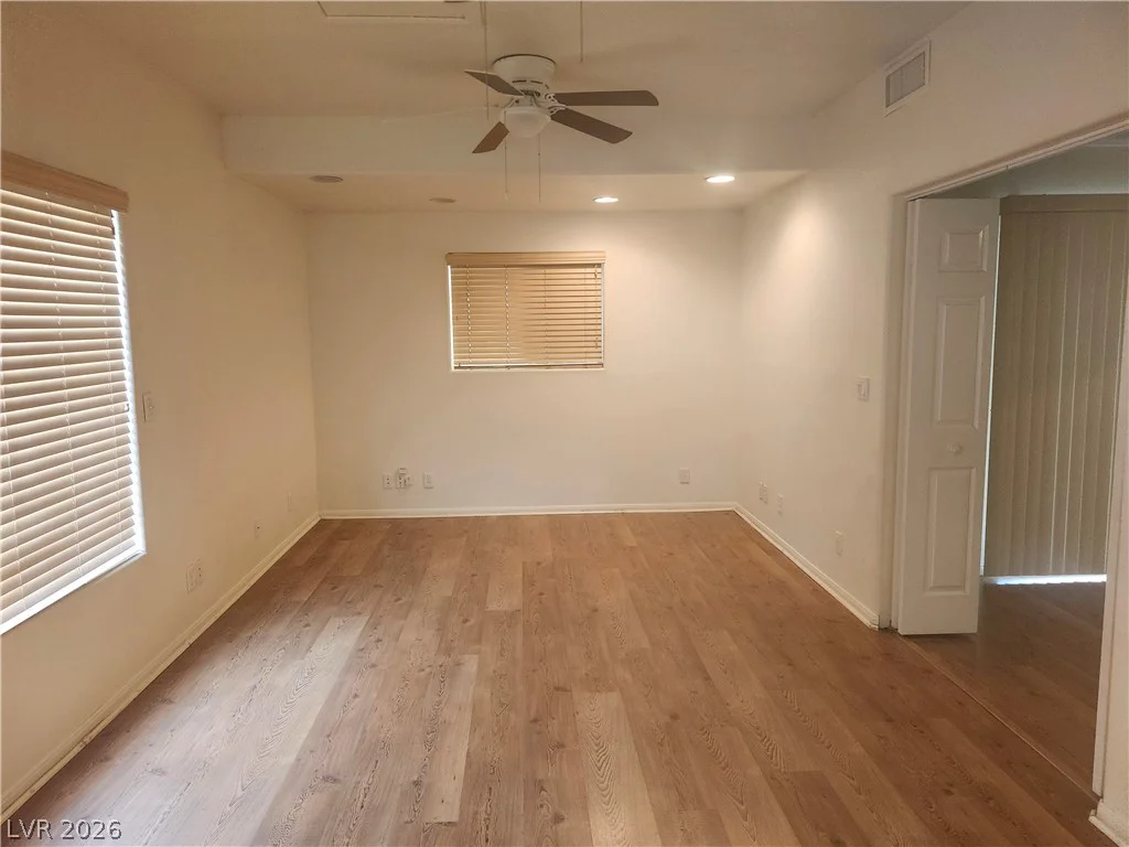 4013 Forest Knoll, Las Vegas, NV 89129