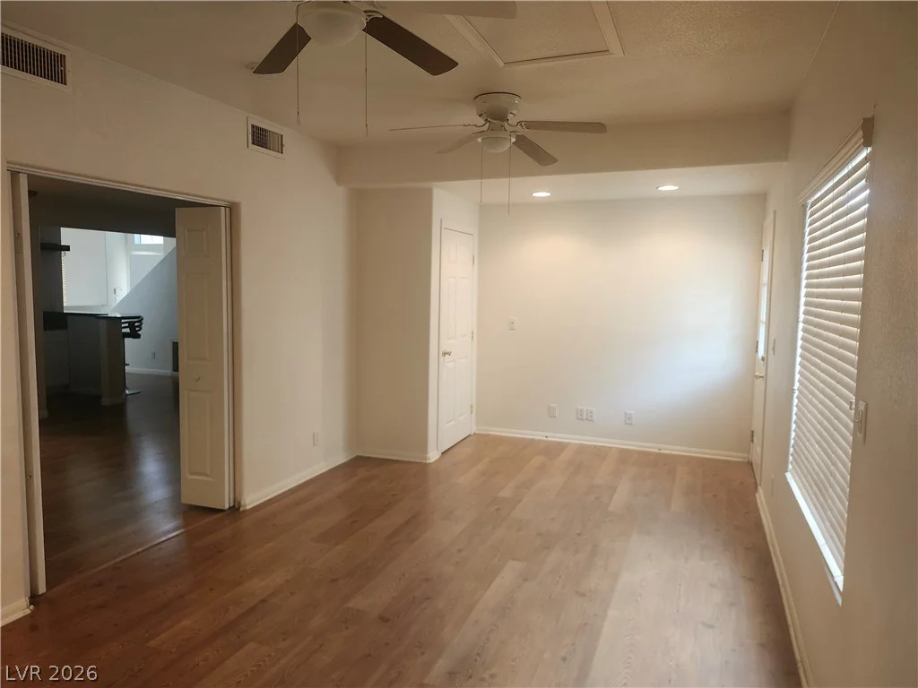 4013 Forest Knoll, Las Vegas, NV 89129