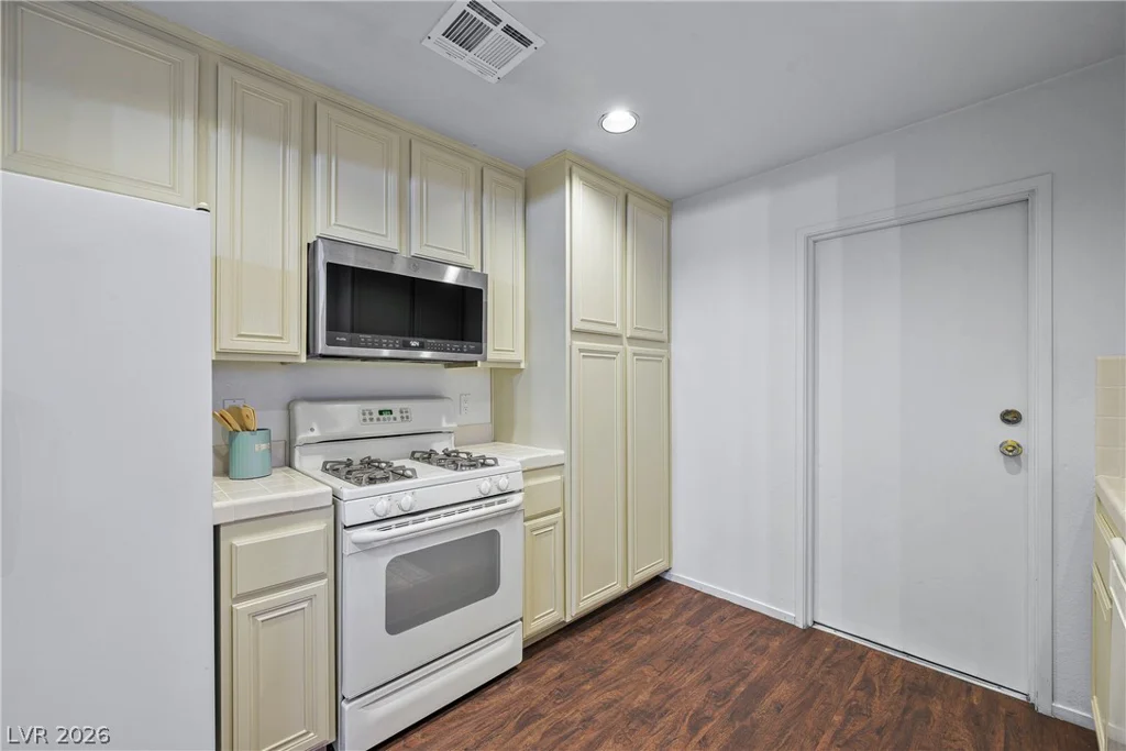 5424 Comchec, Las Vegas, NV 89108