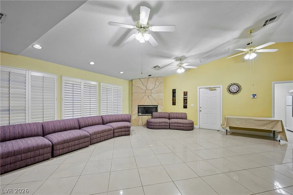 5424 Comchec, Las Vegas, NV 89108