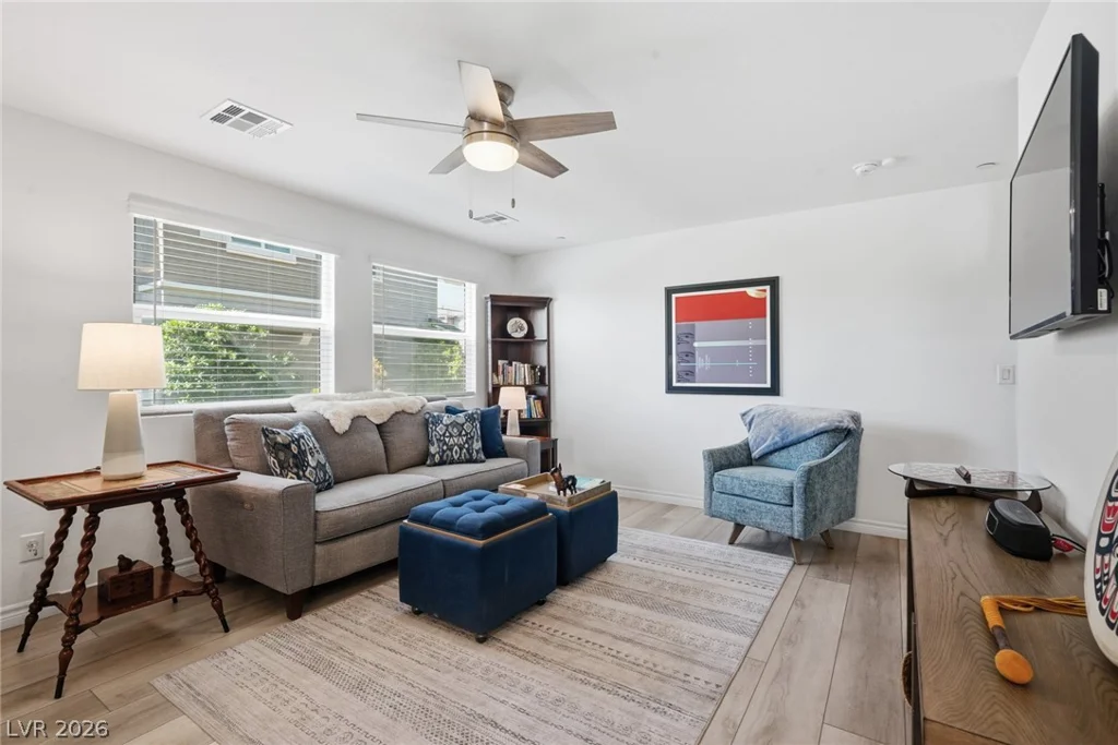 6138 Foxes Dale, Las Vegas, NV 89166