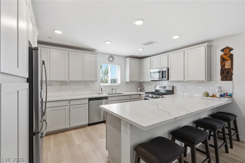6138 Foxes Dale, Las Vegas, NV 89166