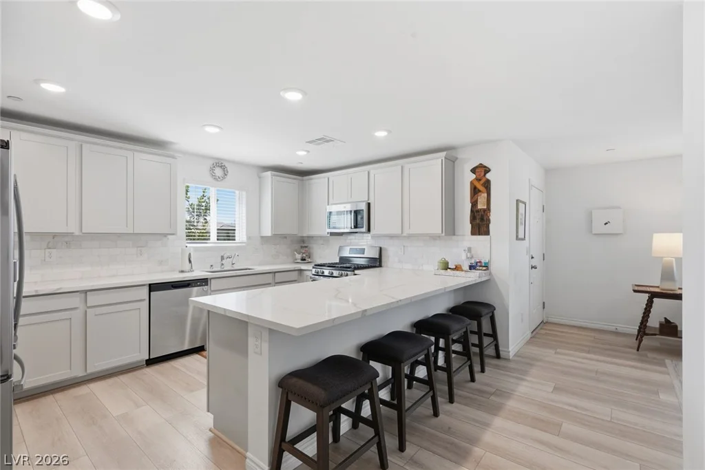 6138 Foxes Dale, Las Vegas, NV 89166