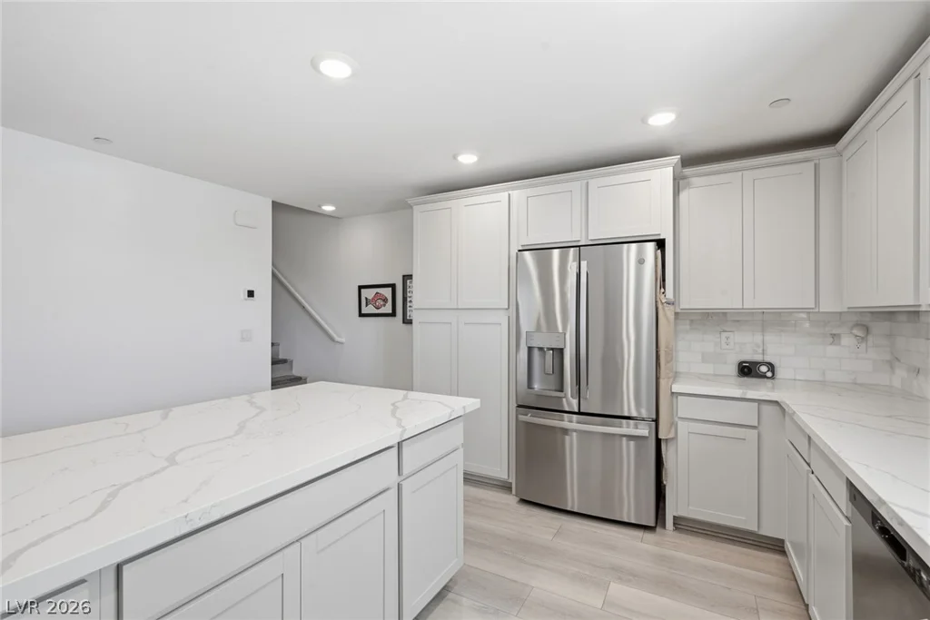 6138 Foxes Dale, Las Vegas, NV 89166