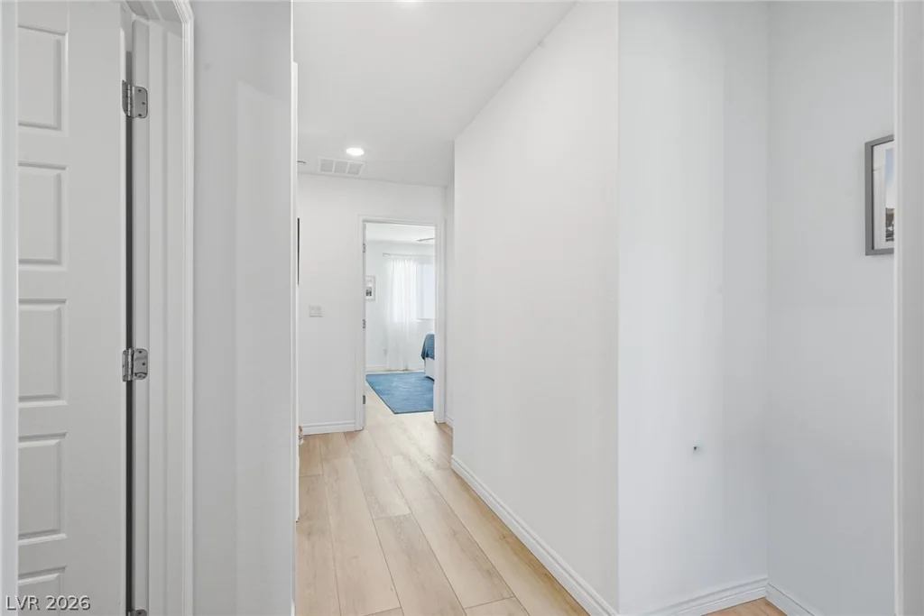 6138 Foxes Dale, Las Vegas, NV 89166