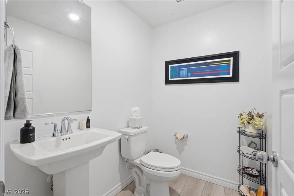 6138 Foxes Dale, Las Vegas, NV 89166