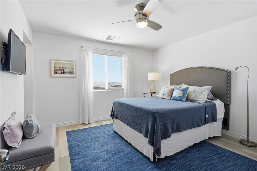 6138 Foxes Dale, Las Vegas, NV 89166