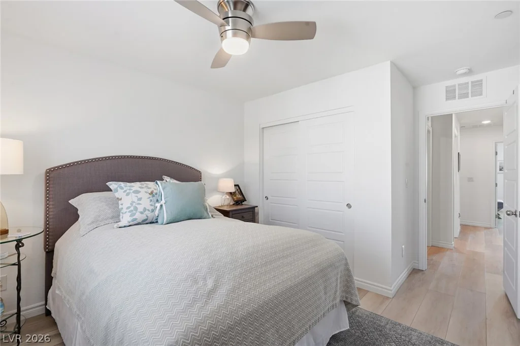 6138 Foxes Dale, Las Vegas, NV 89166