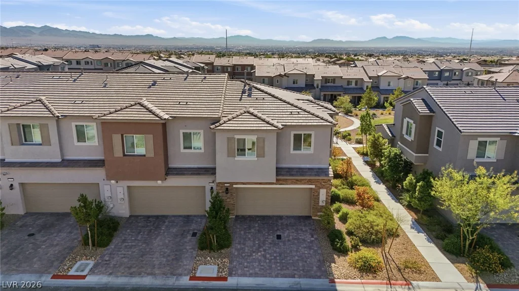 6138 Foxes Dale, Las Vegas, NV 89166