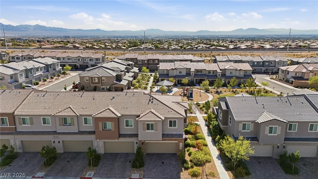 6138 Foxes Dale, Las Vegas, NV 89166