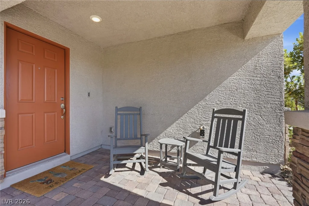 6138 Foxes Dale, Las Vegas, NV 89166