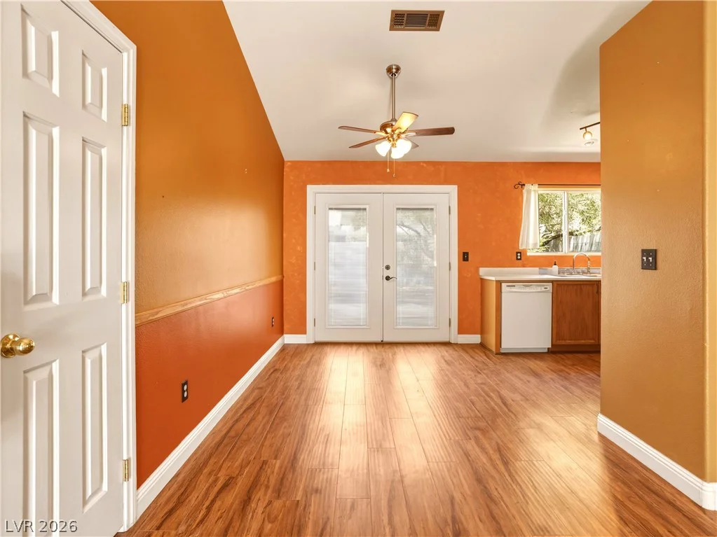 7736 White Grass, Las Vegas, NV 89131