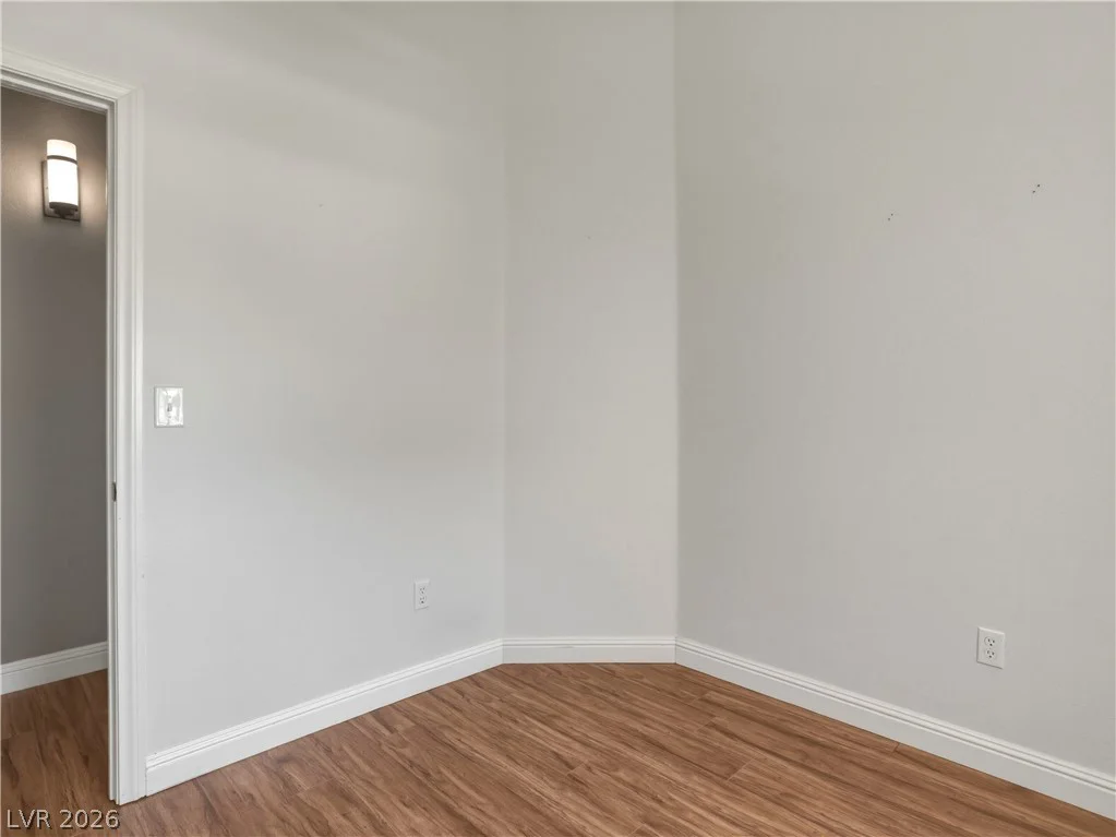 7736 White Grass, Las Vegas, NV 89131