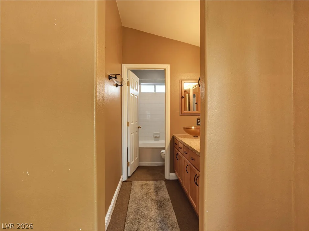 7736 White Grass, Las Vegas, NV 89131