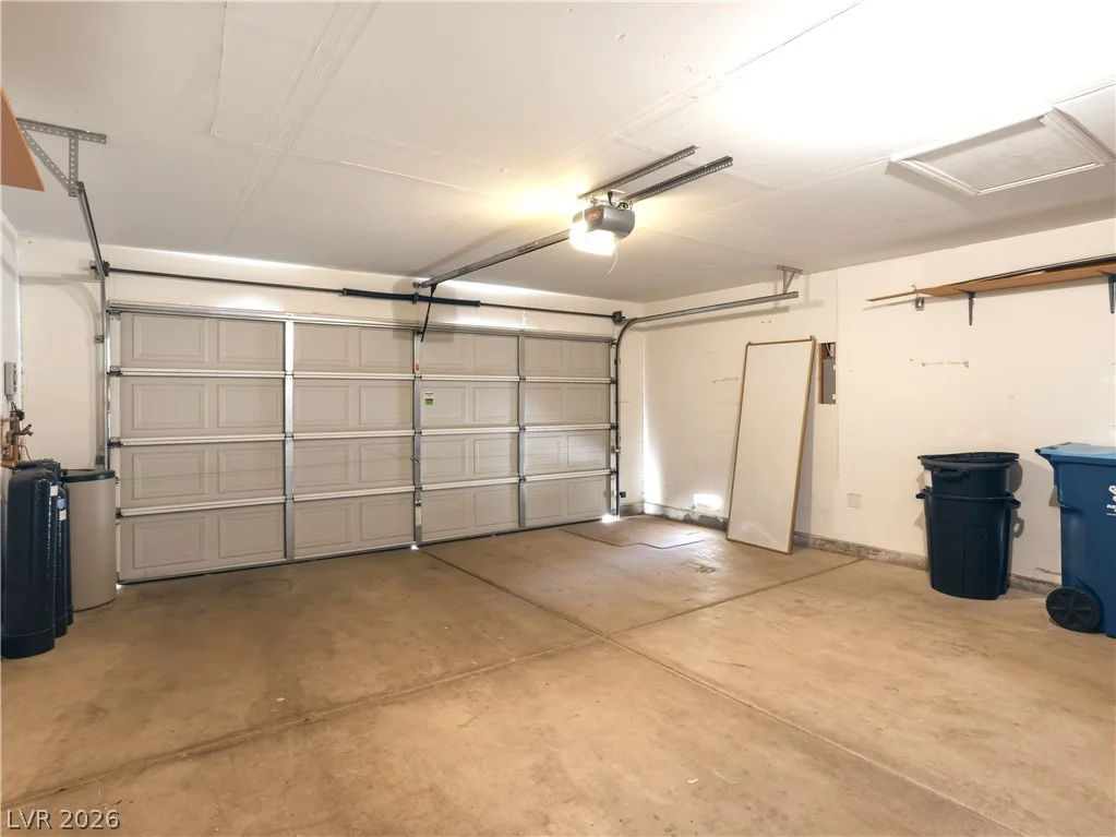 7736 White Grass, Las Vegas, NV 89131
