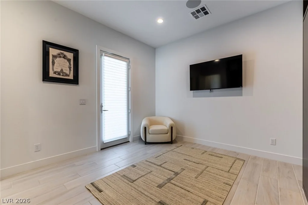 11280 Granite Ridge, Las Vegas, NV 89135
