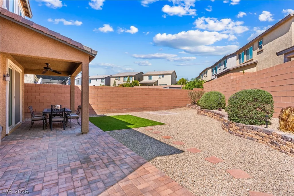 5939 Wellington Peak, Las Vegas, NV 89148