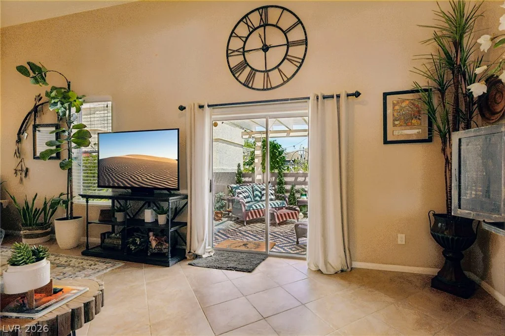 10528 India Hawthorn, Las Vegas, NV 89144