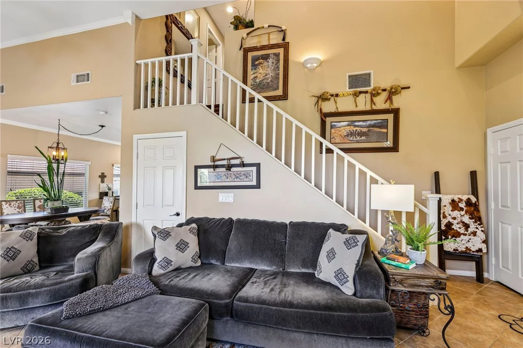 10528 India Hawthorn, Las Vegas, NV 89144