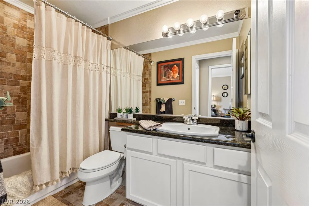 10528 India Hawthorn, Las Vegas, NV 89144