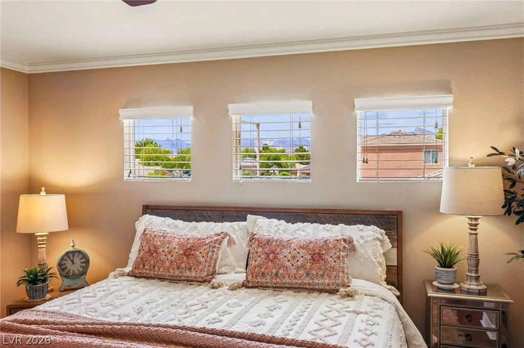 10528 India Hawthorn, Las Vegas, NV 89144