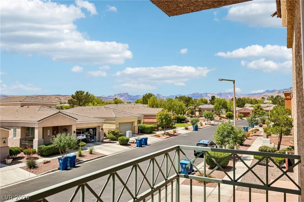 10528 India Hawthorn, Las Vegas, NV 89144