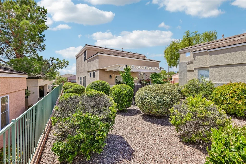 10528 India Hawthorn, Las Vegas, NV 89144