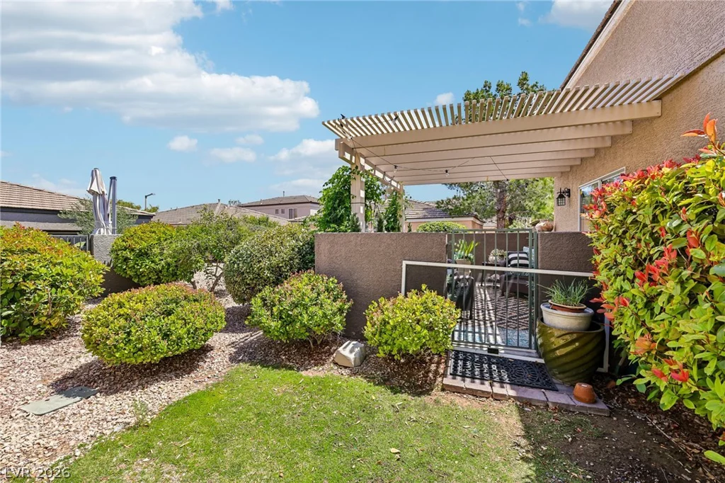 10528 India Hawthorn, Las Vegas, NV 89144