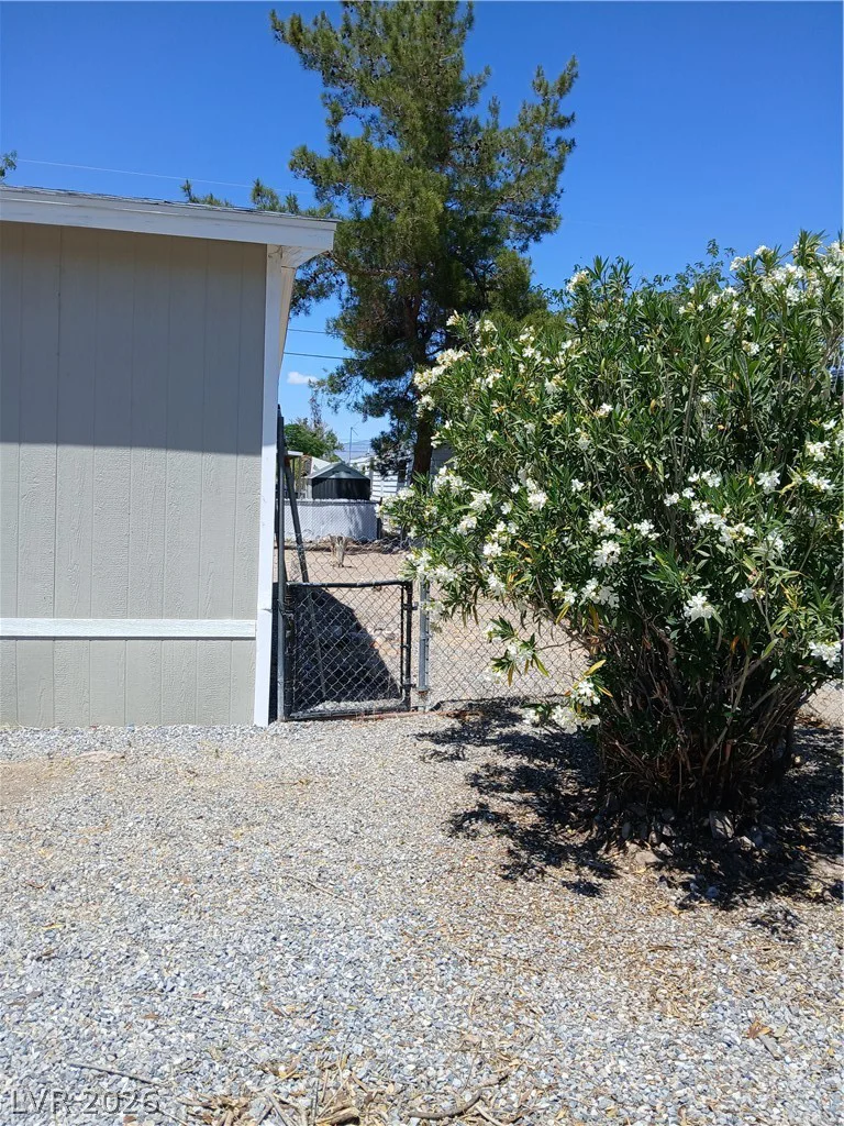 300 Copper Flats, Pahrump, NV 89048