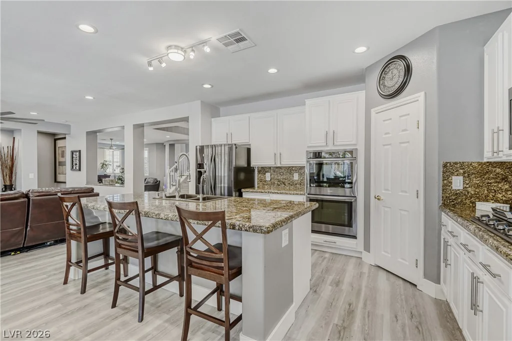 6103 Sundown Crest, Las Vegas, NV 89113