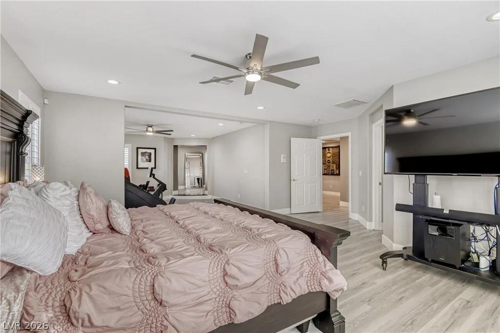 6103 Sundown Crest, Las Vegas, NV 89113