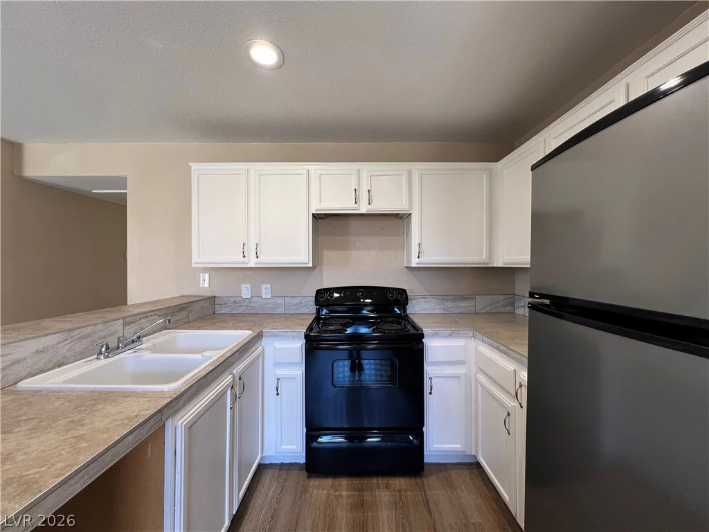 2982 Juniper Hills, Las Vegas, NV 89142