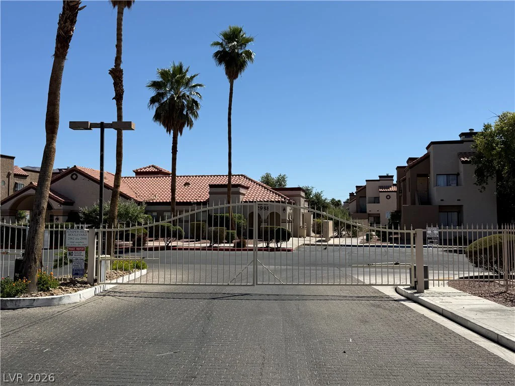 2982 Juniper Hills, Las Vegas, NV 89142