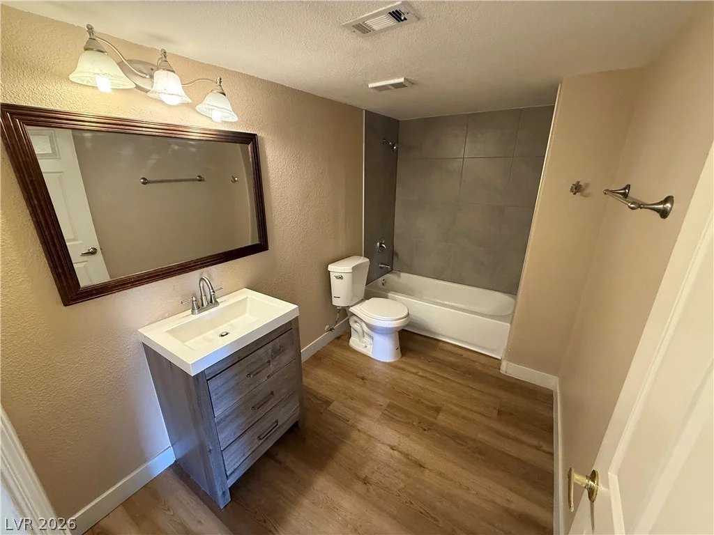 2982 Juniper Hills, Las Vegas, NV 89142