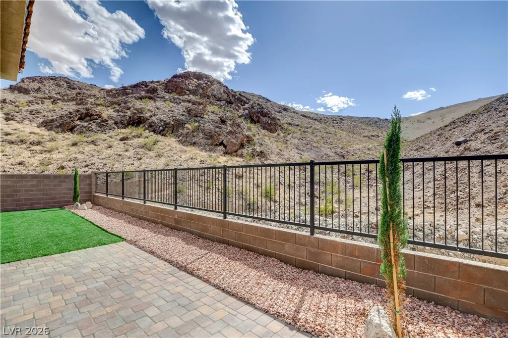 131 Cabo Cruces, Henderson, NV 89011