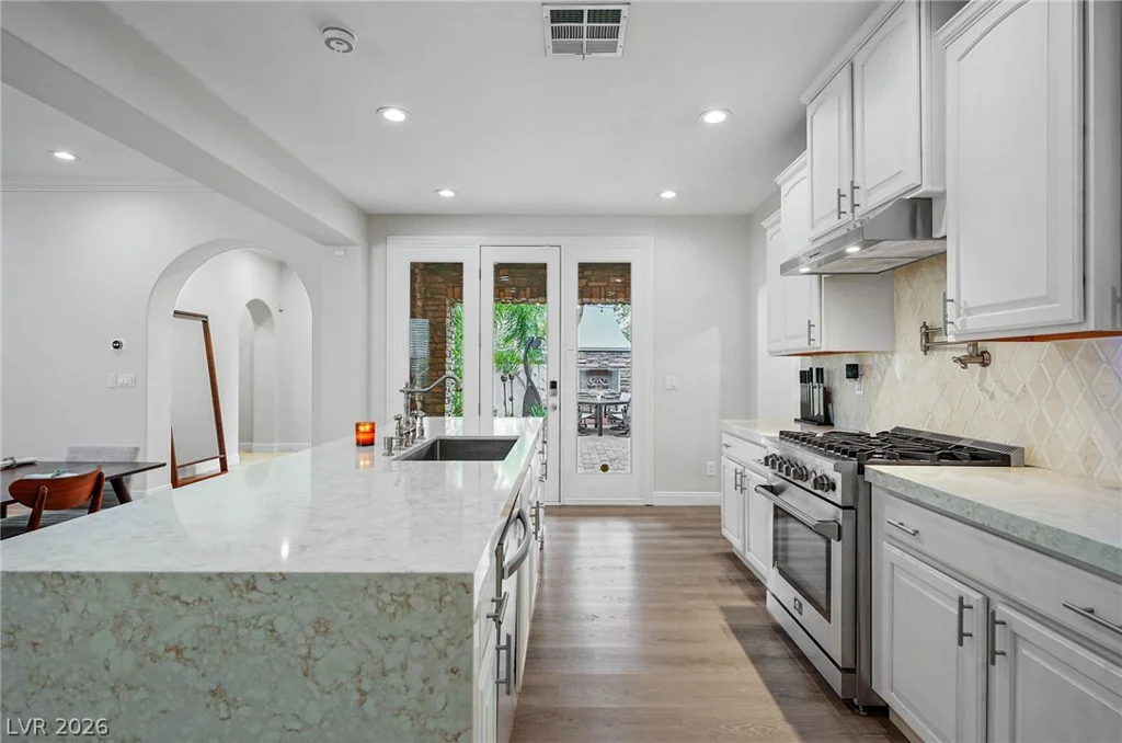 11846 WATERFORD CASTLE, Las Vegas, NV 89141