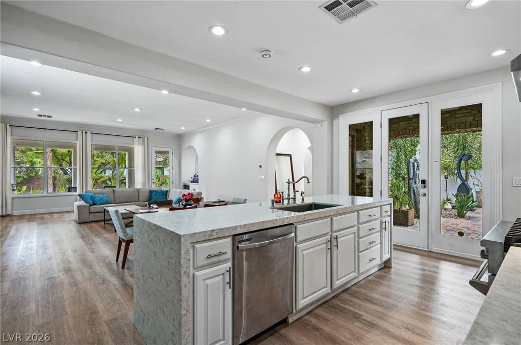 11846 WATERFORD CASTLE, Las Vegas, NV 89141