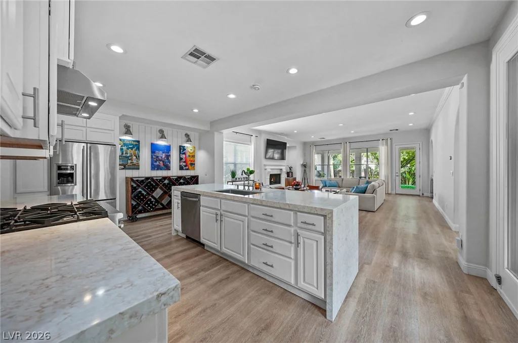 11846 WATERFORD CASTLE, Las Vegas, NV 89141