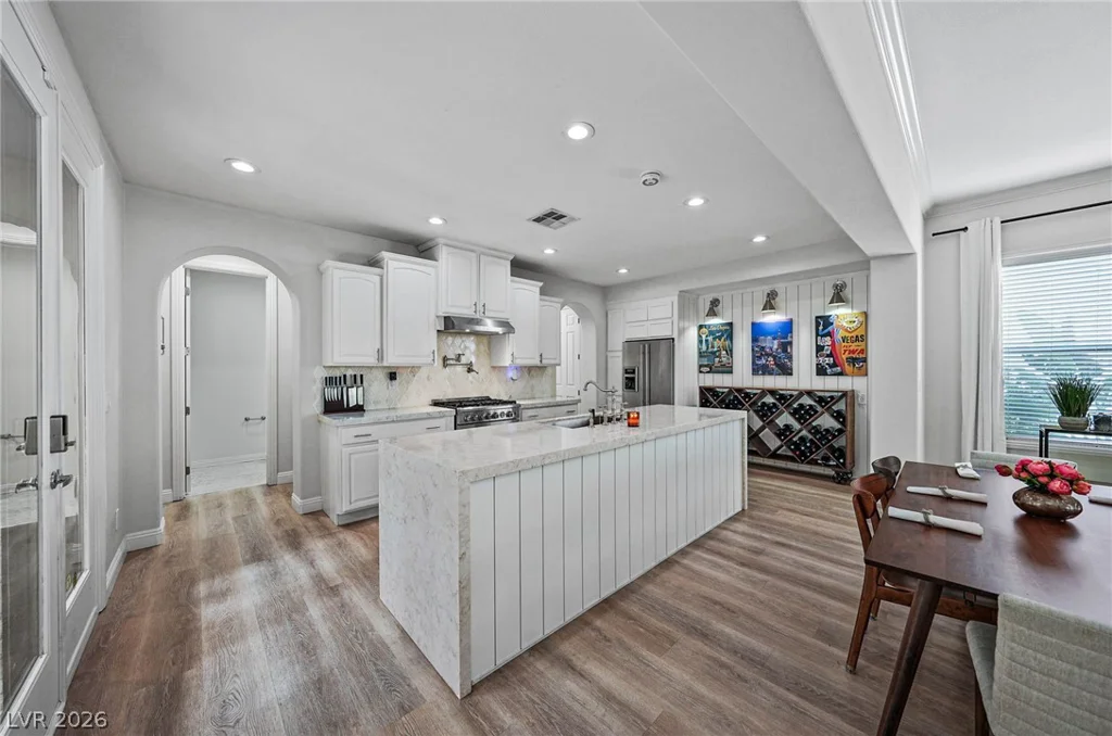 11846 WATERFORD CASTLE, Las Vegas, NV 89141