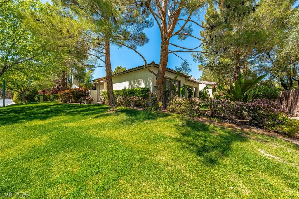 11846 WATERFORD CASTLE, Las Vegas, NV 89141