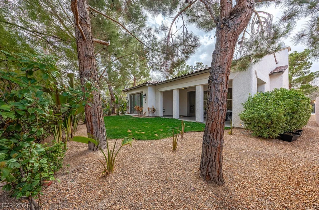 11846 WATERFORD CASTLE, Las Vegas, NV 89141