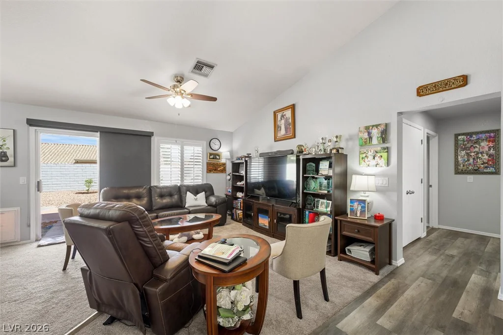 8900 Stoney Point, Las Vegas, NV 89134