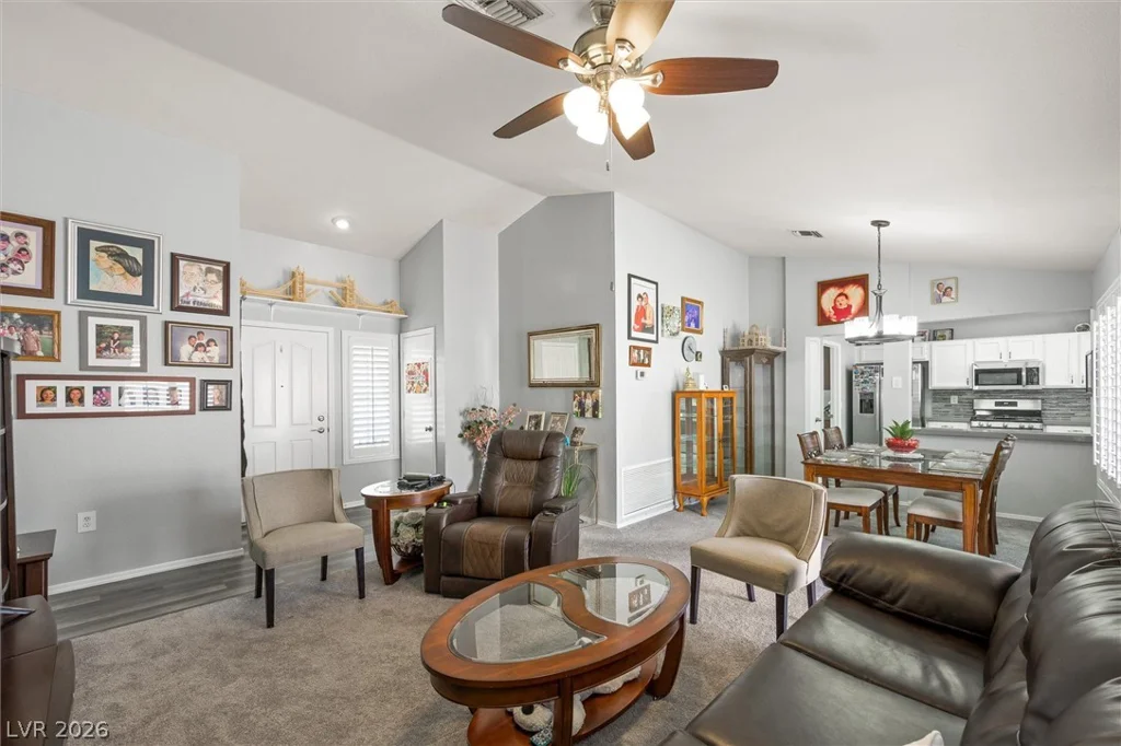 8900 Stoney Point, Las Vegas, NV 89134