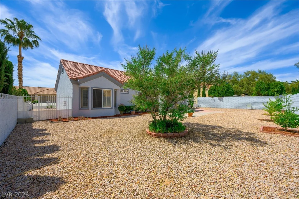 8900 Stoney Point, Las Vegas, NV 89134